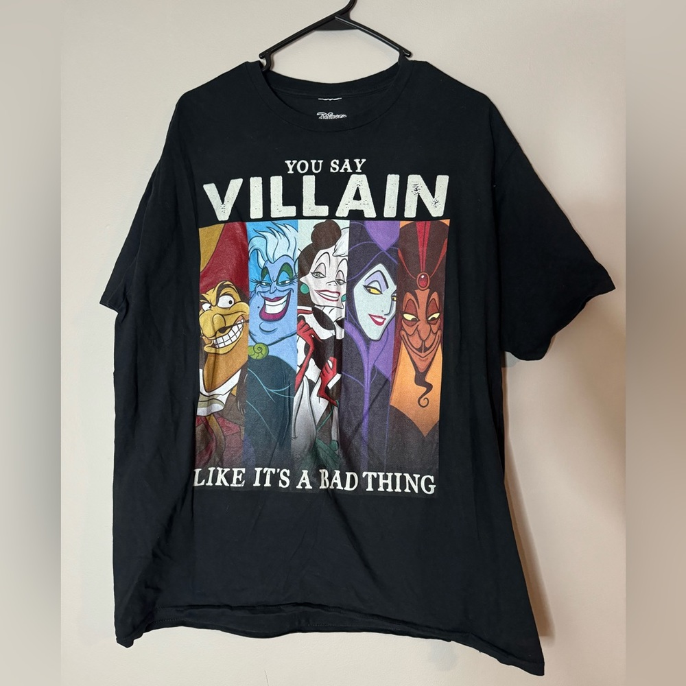 Men’s XL Disney Villains Tee